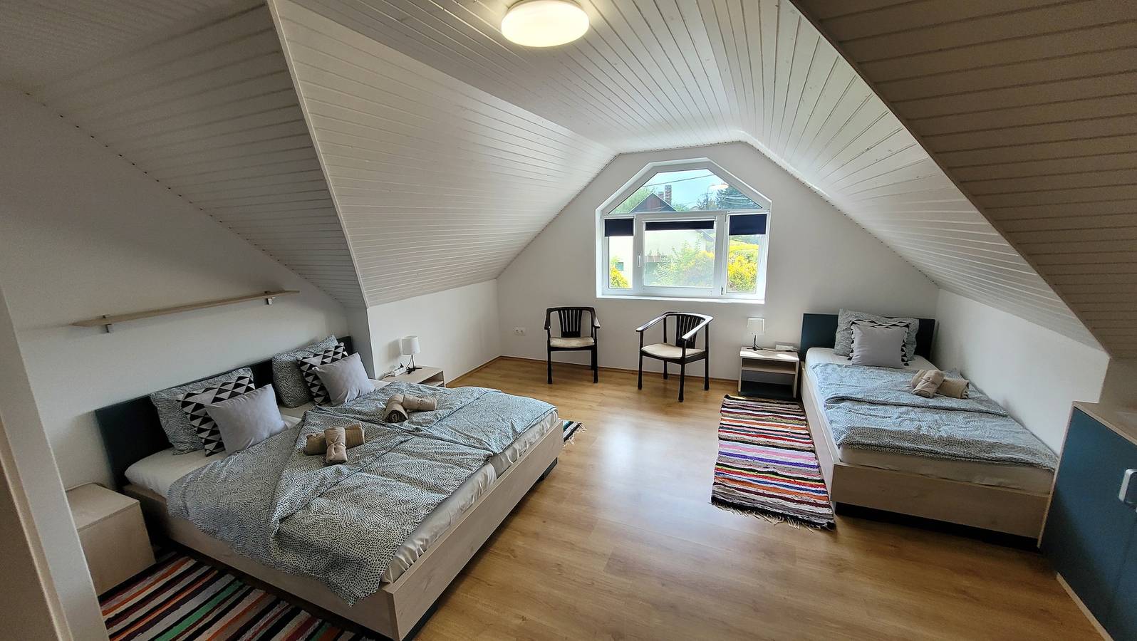 Ferienhaus für 17 Personen mit Balkon in Vonyarcvashegy, Balaton Hochland Nationalpark