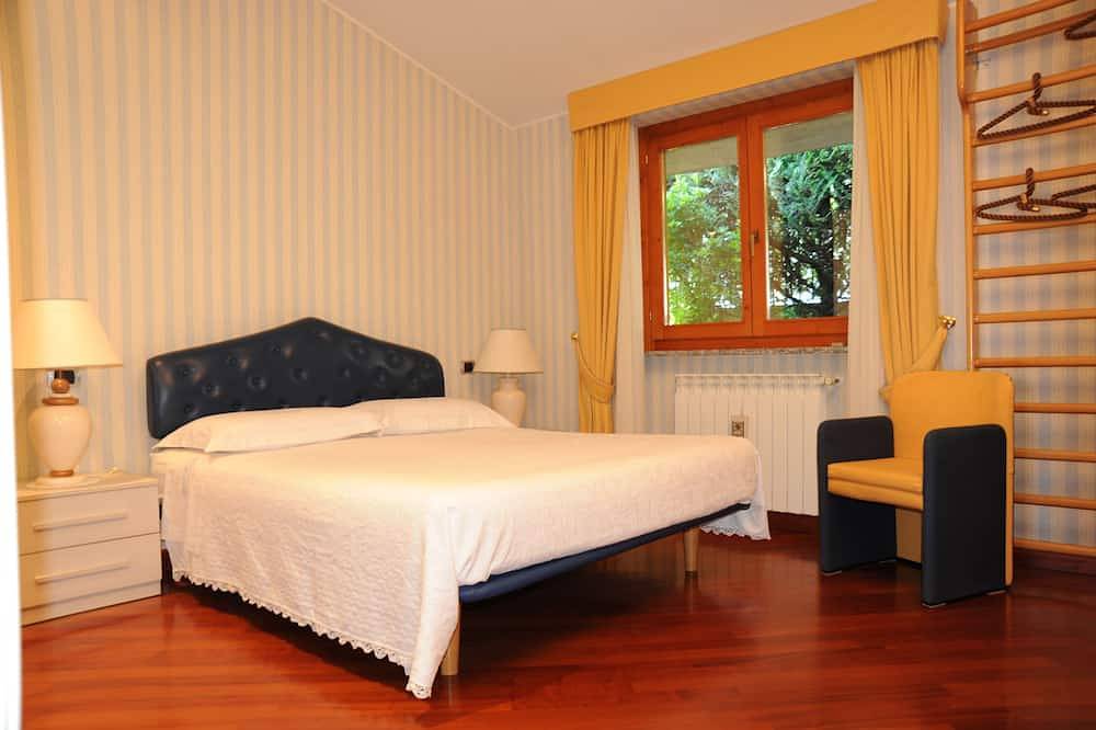 Ganze Wohnung, Herrlicher Blick auf die Insel Comer See in Sala Comacina, Sala Comacina und Umgebung