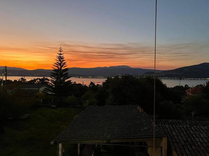 Apartamento de vacaciones para 6 personas, con vistas además de terraza y jardín - 1