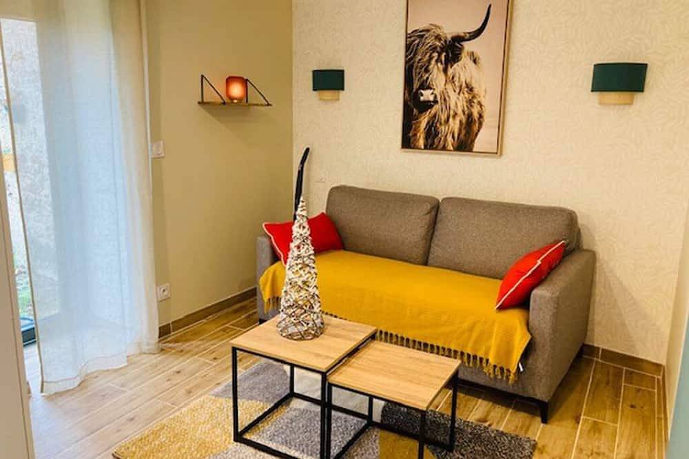 Charming cottage \"le Nid de Raymond\" located in a picturesque village Montolieu in Montolieu, Carcassonne und Umgebung