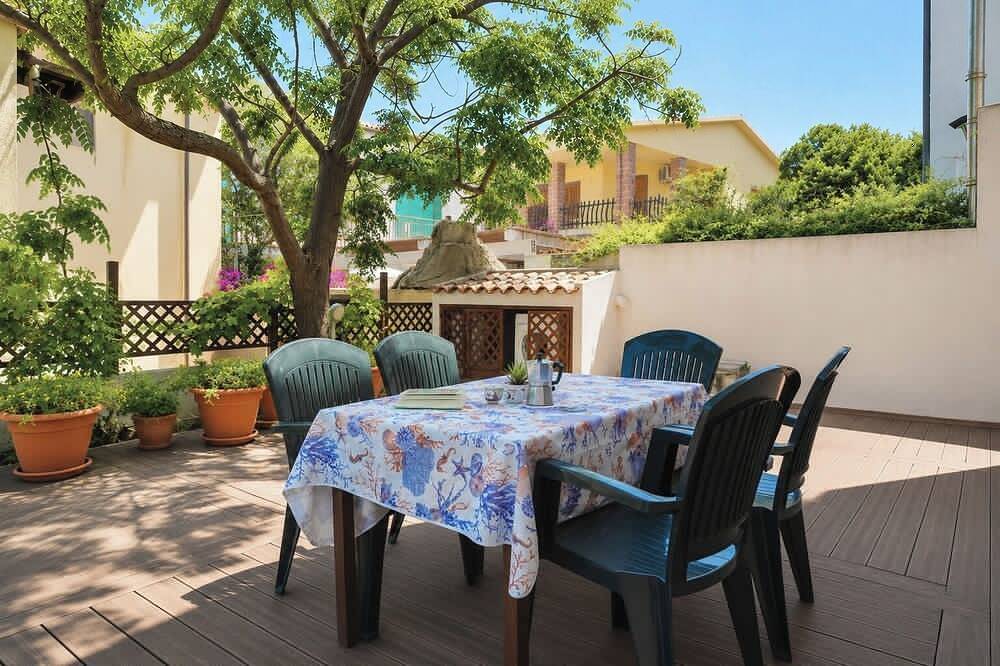 Grecale House | 30m from the beach in Isola Rossa, Trinità d'Agultu e Vignola