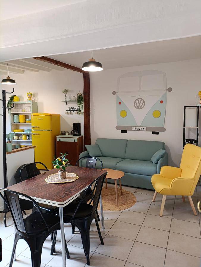 Gîte pour 5 personnes, avec jardin dans Châteauneuf-en-Thymerais