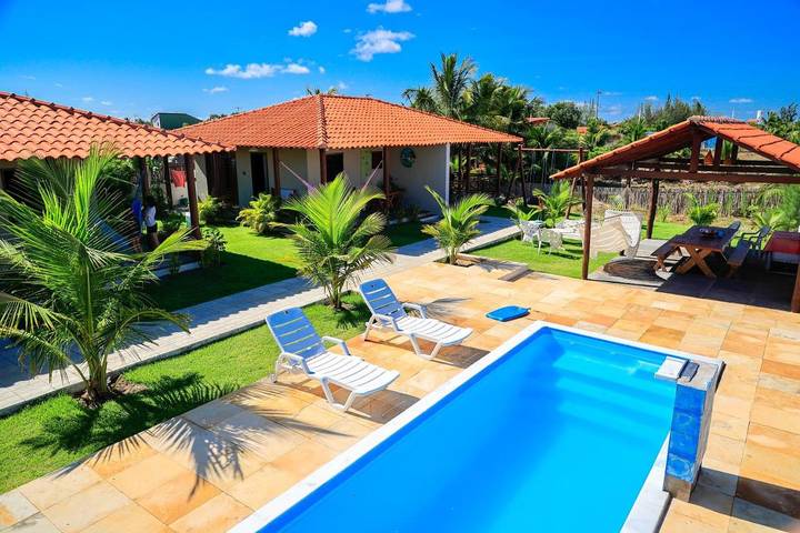 Maison de vacances pour 16 personnes, avec jardin ainsi que terrasse et piscine, animaux acceptés