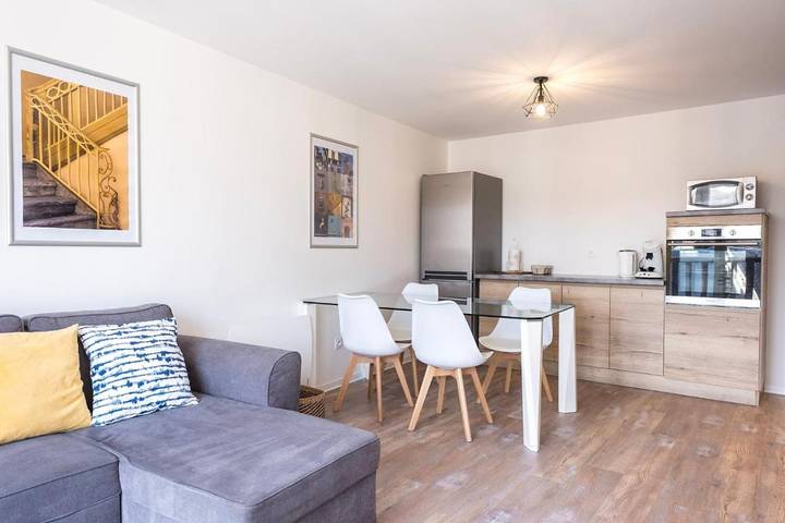 Gîte pour 3 personnes, avec vue et balcon dans Grands Thermes - 2