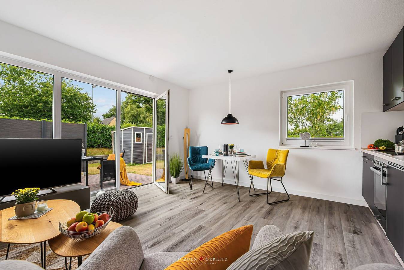 Ganze Wohnung, Lütte Deern - Terrasse, Gartenmöbel, Pkw-Stellplatz, Dusche, Waschmaschine, Tv in Glücksburg, Flensburger Förde