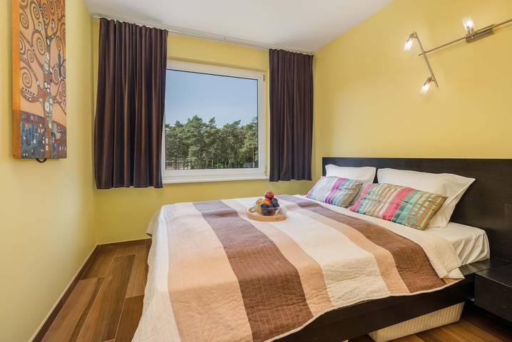 Apartament wakacyjny dla 4 osób, z Basen w Łukęcin