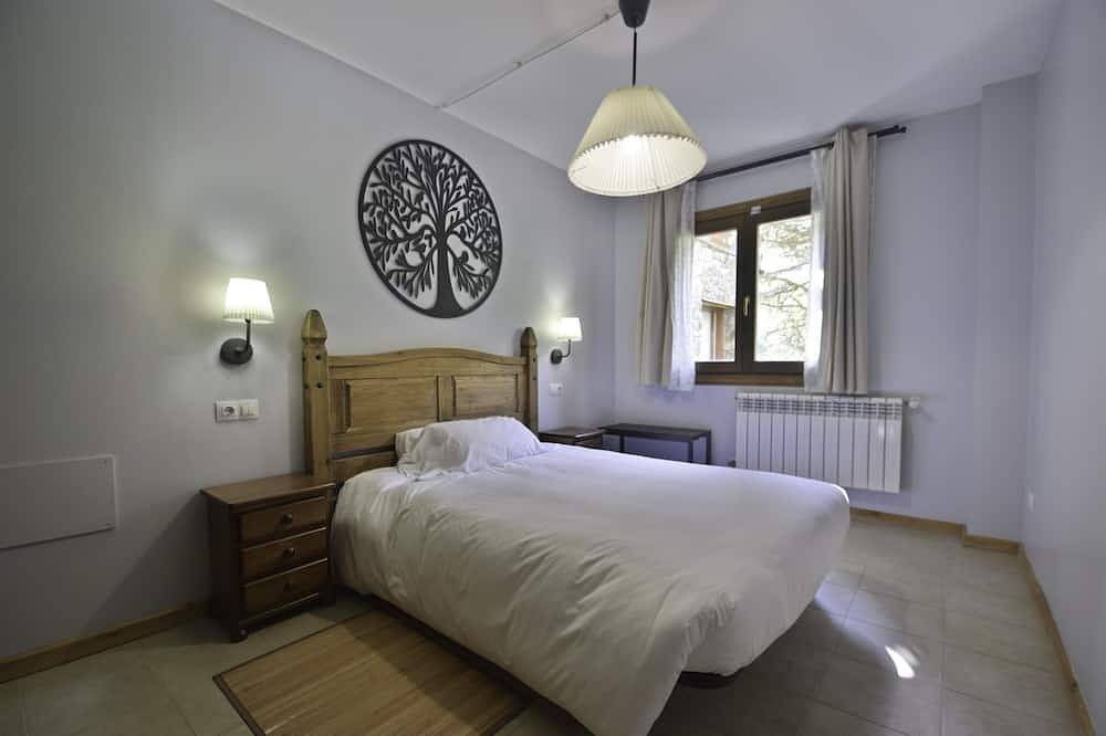 Entire apartment, Tranquility in the middle of Nature Hut 7996 in Incles, Soldeu