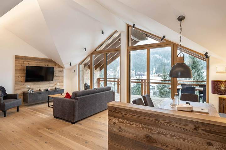 Apartmenthotel für 6 Personen, mit Balkon und Terrasse sowie Sauna und Ausblick in Flachau