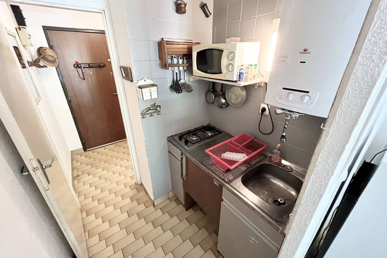 Ganze Wohnung, Ferienwohnung für 4 Personen mit Terrasse in La Grande-Motte, Côte d'Améthyste