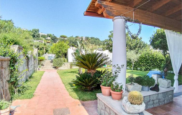 Casa vacanza per 6 persone, con Terrazza e Giardino a Ischia