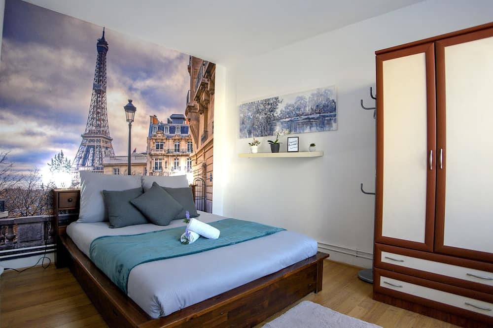 Maison Familiale Calme Avec Jardin et Barbecue in Le Blanc-Mesnil, Seine-Saint-Denis