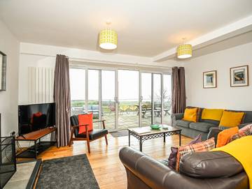 Holiday Rental for 6 People in Pwllheli, Gwynedd, Photo 2