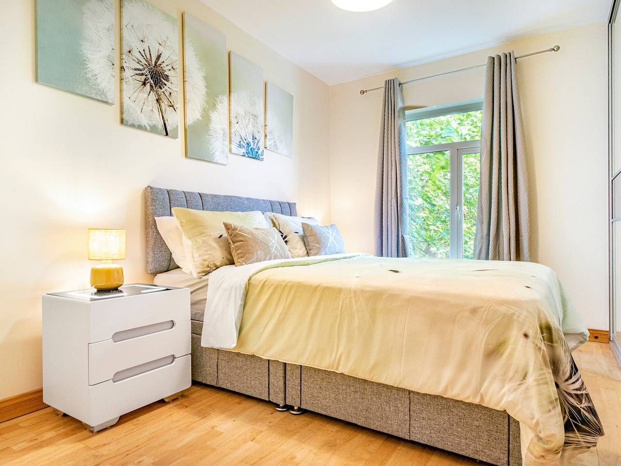 Entire apartment, Simply Stunning 2Br | City Centre | Queens Uni - Pass the Keys in Belfast, County Antrim