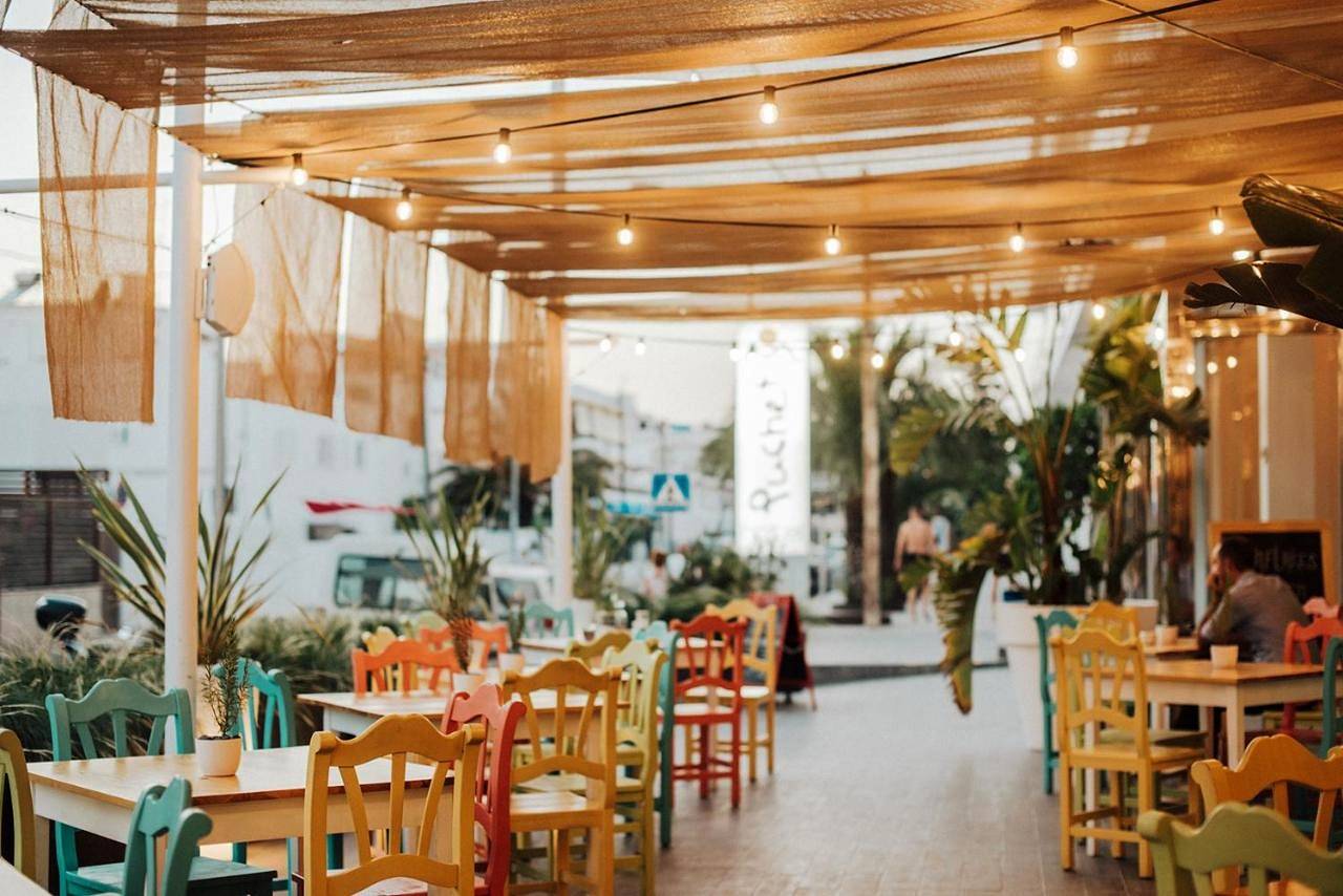 Hôtel pour 10 personnes avec terrasse in Ocean Beach Ibiza, Sant Antoni de Portmany