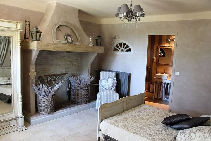 Location de vacances pour 13 personnes, avec Jardin à Piolenc - 2
