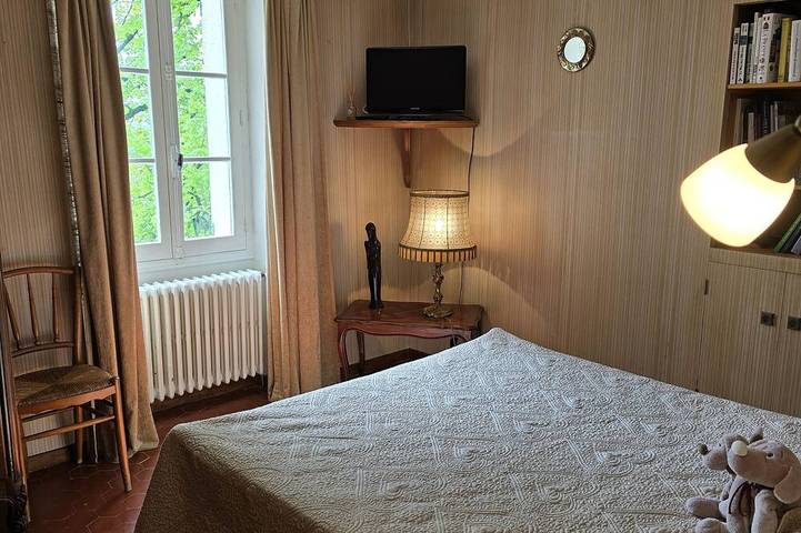 Old Provencale House With Swimming Pool 8x4, shaded parking area in Seillans, Draguignan region
