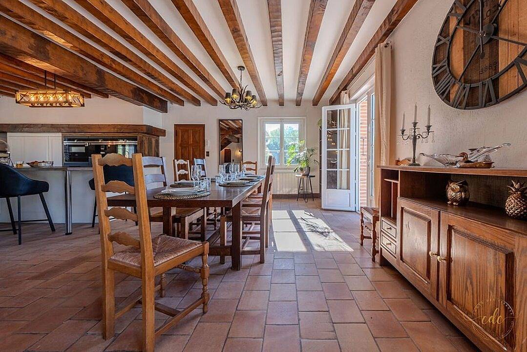 Villa avec piscine chauffée - 10 min parc équestre fédéral in Chaumont-sur-Tharonne, Sologne