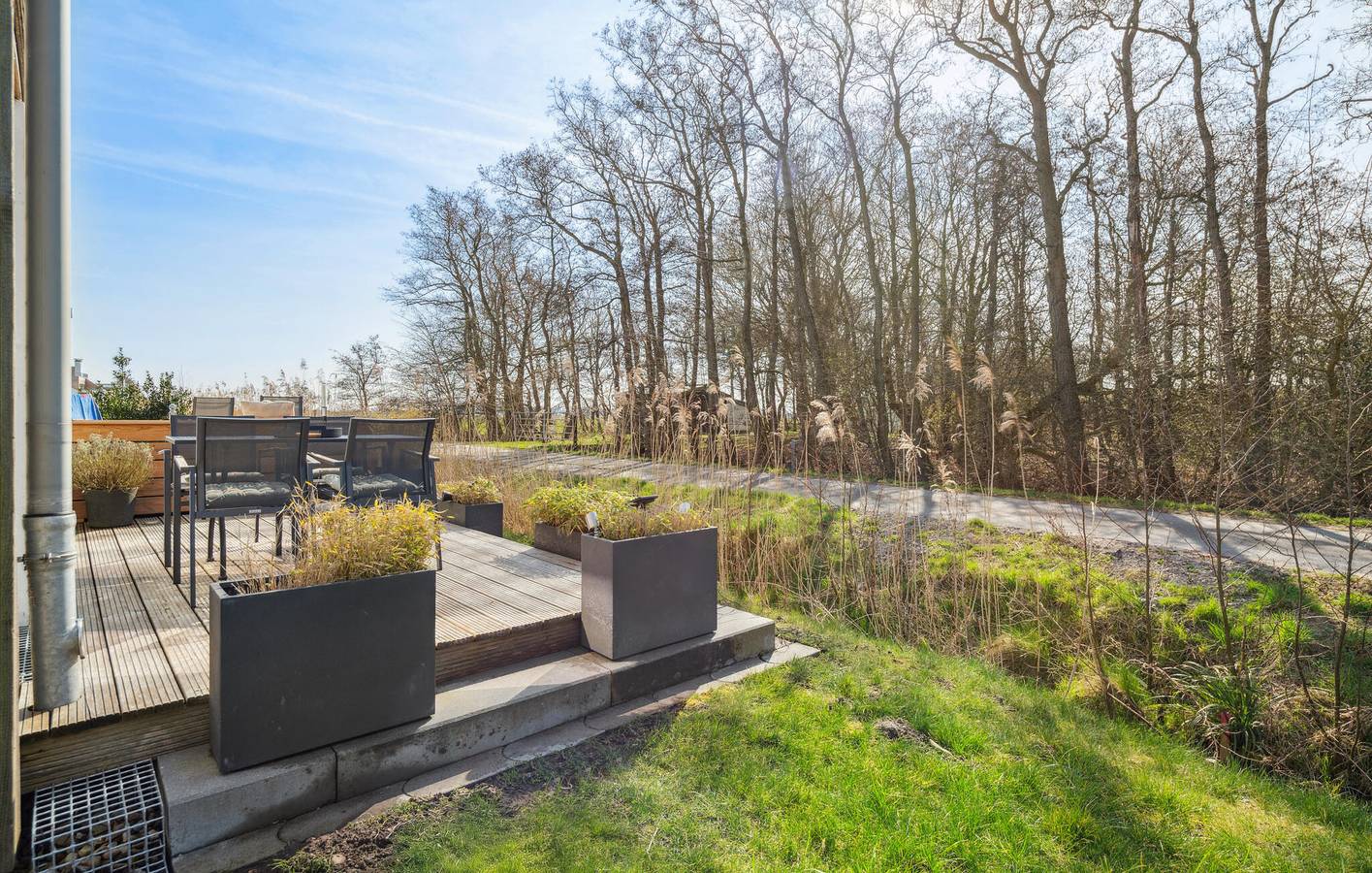 Gemütliche Wohnung mit Terrasse, Parkplatz und Internet bei Tossens in Tossens, Butjadingen
