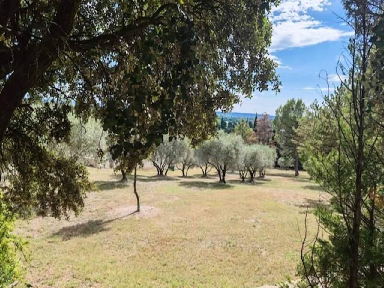 Apartamento entero, La rosaleda Pernes les fontaines in Pernes-les-Fontaines, Vaucluse