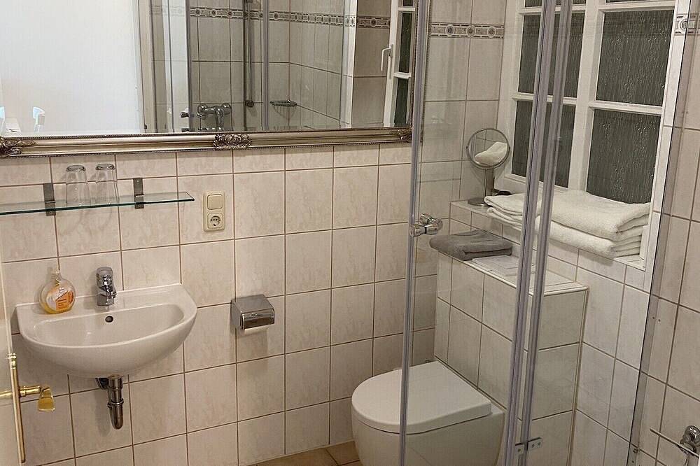 Ganze Wohnung, Großzügiges Zimmer für Zwei in Dömitz, Ludwigslust-Parchim
