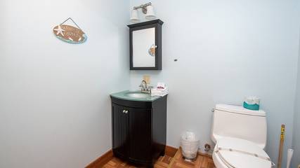 Cabin for 8 Guests in Seneca Lake, Yates County, Picture 3