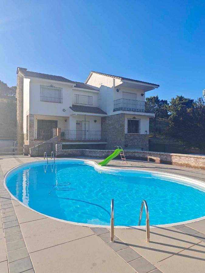 Holiday Home in Navaluenga, Valle del Alberche