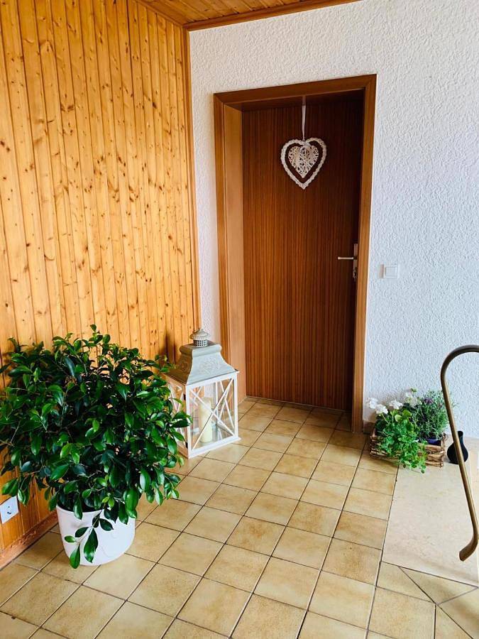 Ferienwohnung für 5 Personen, mit Balkon und Terrasse sowie Ausblick