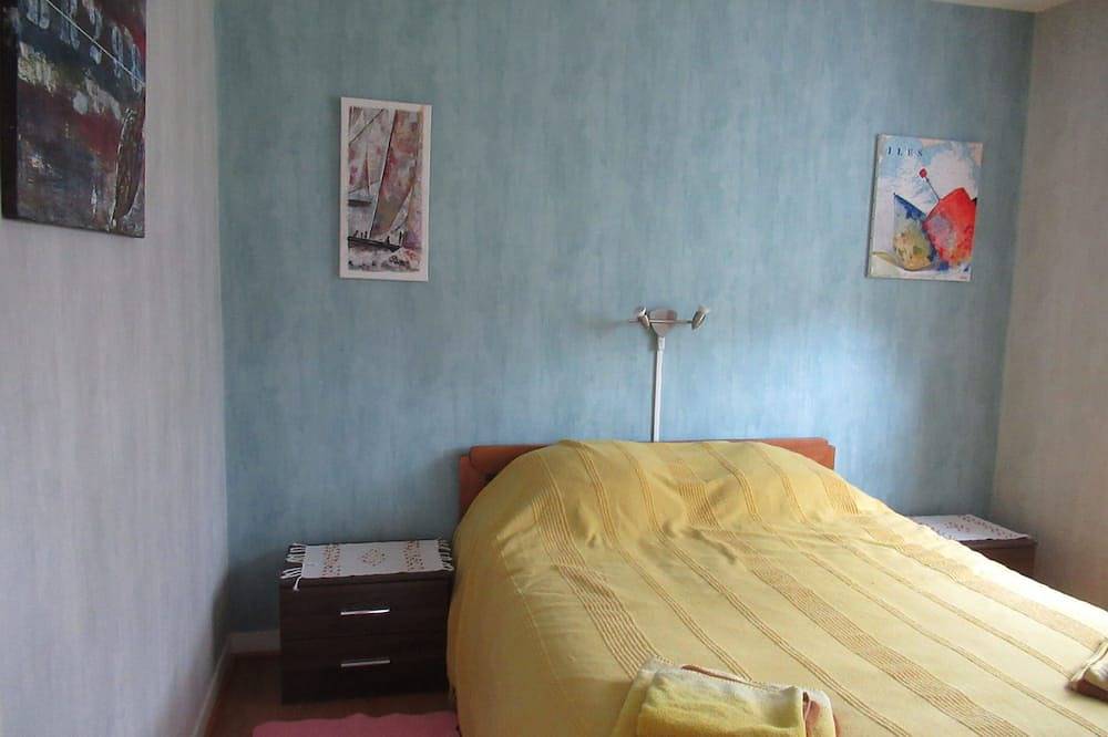 Detached House 100 M2 On A 936 M2 Enclosed Plot At The End Of A Cul-De-Sac in Porspoder, Región de Brest