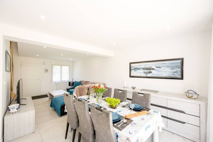 Location de vacances pour 6 personnes, avec terrasse et jardin dans Dahouët - 2