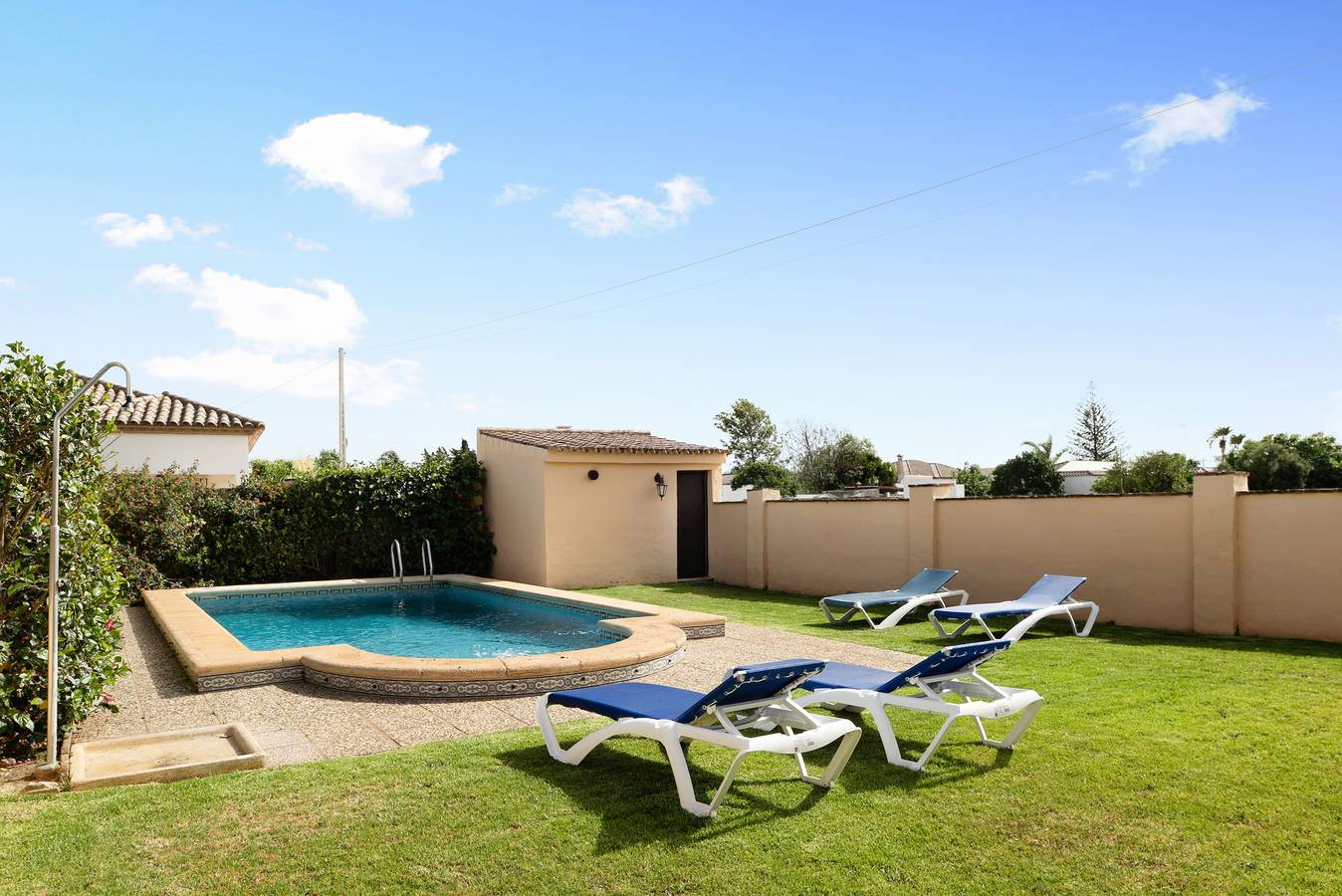 Villa Perez Zara 1 with Pool, Garden & Wi-Fi in Conil De La Frontera, Costa De La Luz