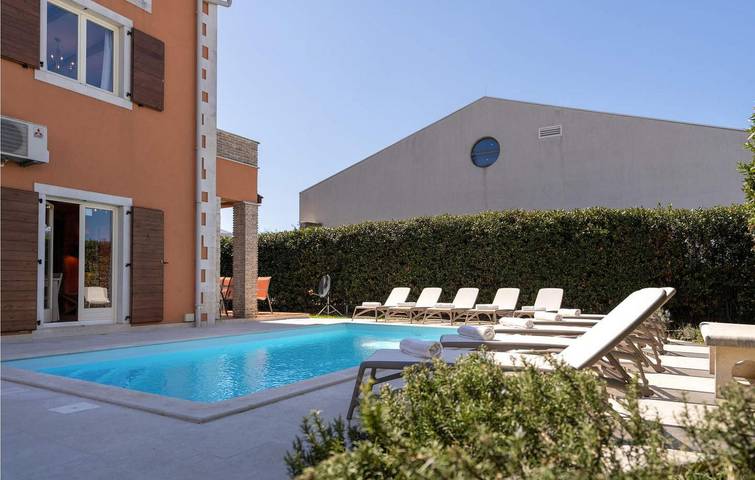 Ferienhaus für 10 Personen, mit Terrasse in Funtana - 3