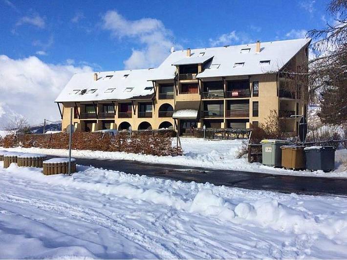 Gîte pour 4 personnes, avec Balcon ainsi que Terrasse et Vue à Saint-Léger-les-Mélèzes - 3