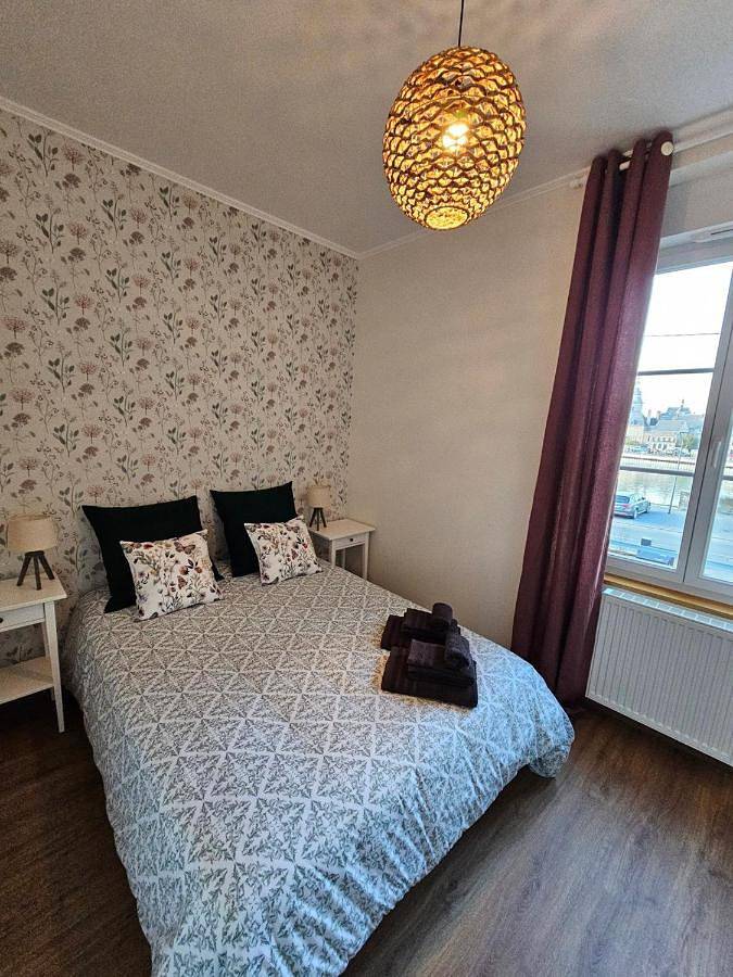 Gîte pour 6 personnes, avec vue à Givet (homonymie) - 3