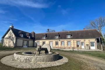 Gîte pour 10 personnes, avec jardin et terrasse dans Anceins
