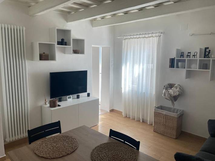 Casa vacanza per 4 persone, con giardino, adatto a famiglie con bambini in Cesena