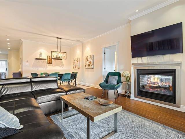 Gîte pour 8 personnes, avec balcon ainsi que piscine et jardin à Bromont