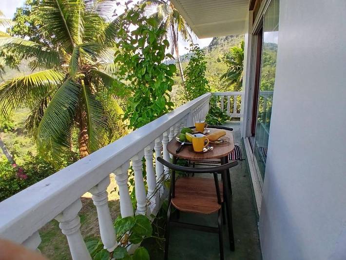 Gîte pour 2 personnes, avec vue ainsi que terrasse et jardin dans Atuona - 4