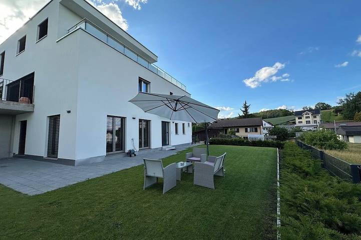 Villa für 2 Personen, mit Terrasse und Garten - 1