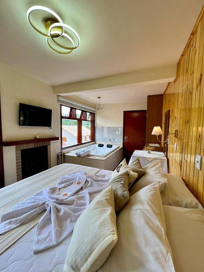 Chalet für 2 Personen, mit Terrasse und Garten - 1