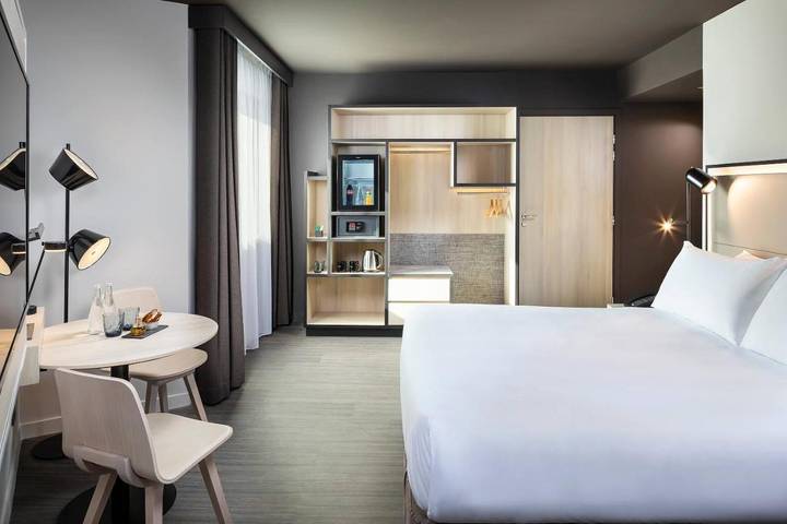 Hôtel pour 3 personnes, animaux acceptés à Roissy-en-France - 3