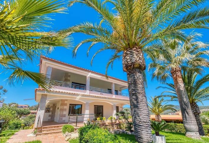 Villa "Costacabana - Jaruco" avec piscine privée, 2 terrasses privées et Wi-Fi in Condado del Jaruco, Lloret de Mar