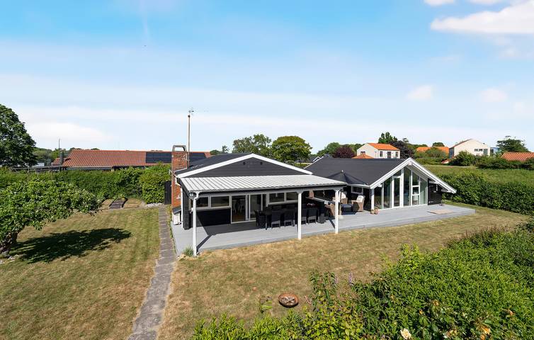 Ferienhaus für 10 Personen, mit Terrasse und Garten, mit Haustier in Juelsminde - 2