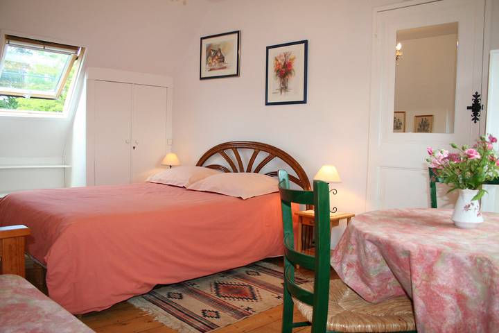 Chambre d’hôte pour 4 personnes, avec Jardin