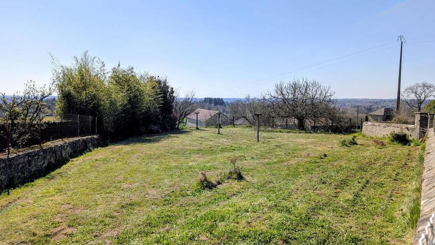 Gîte pour 5 personnes, avec jardin à Dournazac - 4