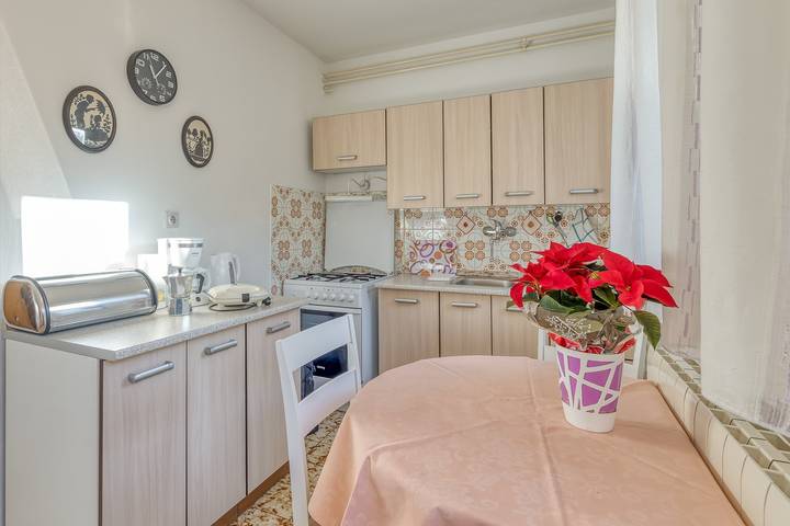 Ferienwohnung für 3 Personen, mit Balkon/Terrasse in Poreč - 4