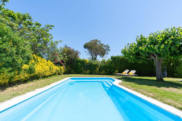 Casa rural para 6 personas, con Terraza además de Jardín y Vistas en Vilamacolum