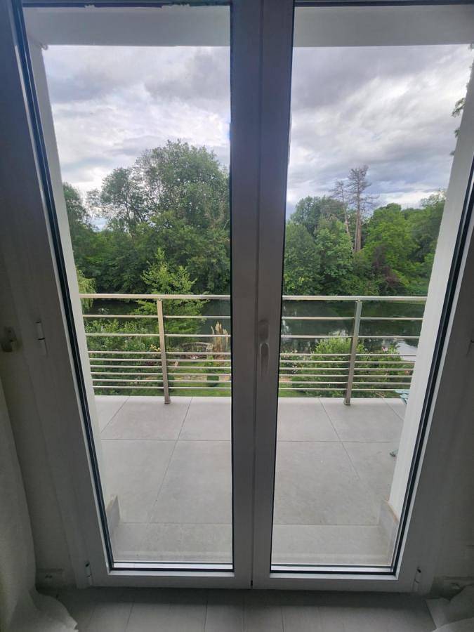 Gîte pour 4 personnes, avec Balcon et Terrasse ainsi que Jacuzzi et Jardin à Montigny-sur-Loing - 4