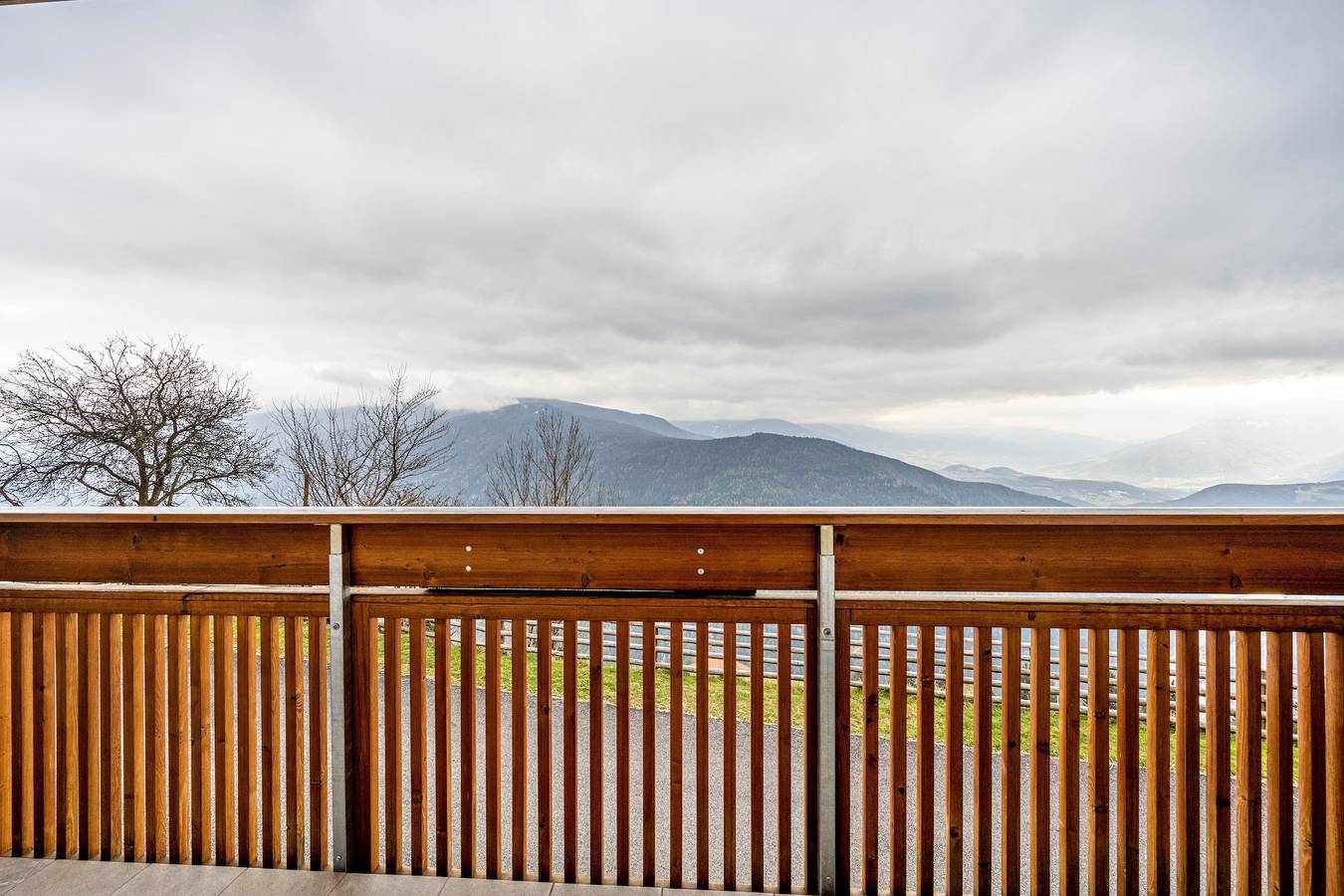 Appartamento intero, Appartamento "Maurerhof Morgenrot" con vista montagna, balcone privato e Wi-Fi in Vandoies, Dolomiti Superski