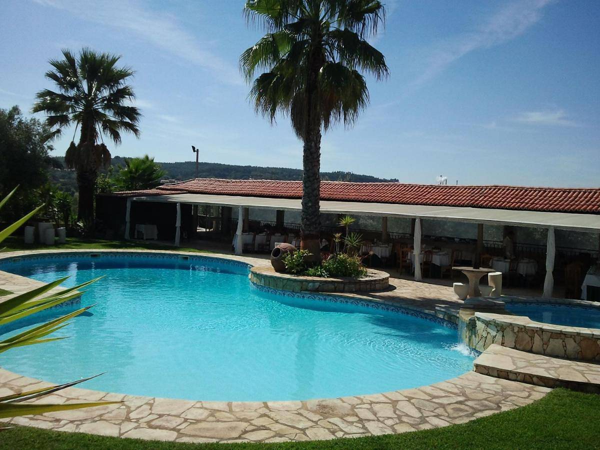 Two-Bedroom House in Constância, Rio Tejo