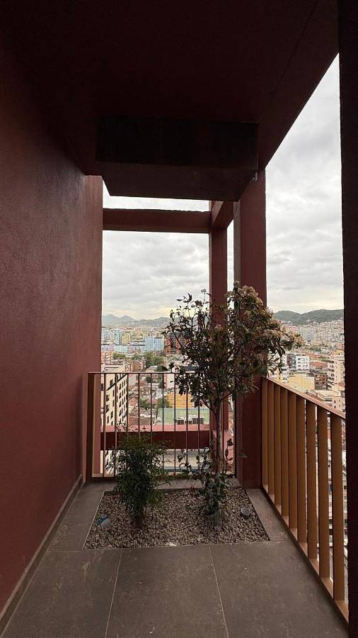 Cały apartament, Two-Bedroom Apartment with Balcony in Tirana, Albania